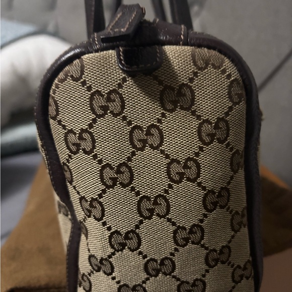 Gucci Brown Monogram Canvas Handbag - Picture 5 of 16